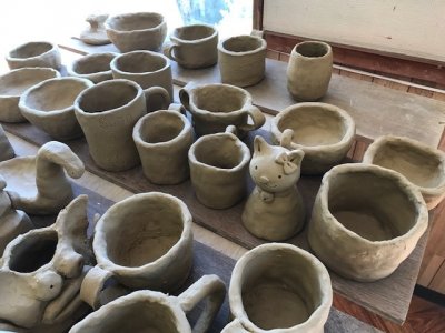 萩焼体験てびねりの写真です。